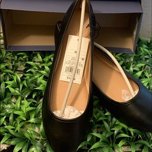 Universal Thread Co. Black Flats Sz 8W
